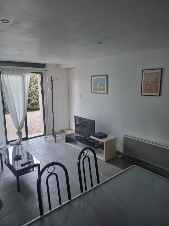 Grand Appartement T2 Les Aiguiers Екстериор снимка